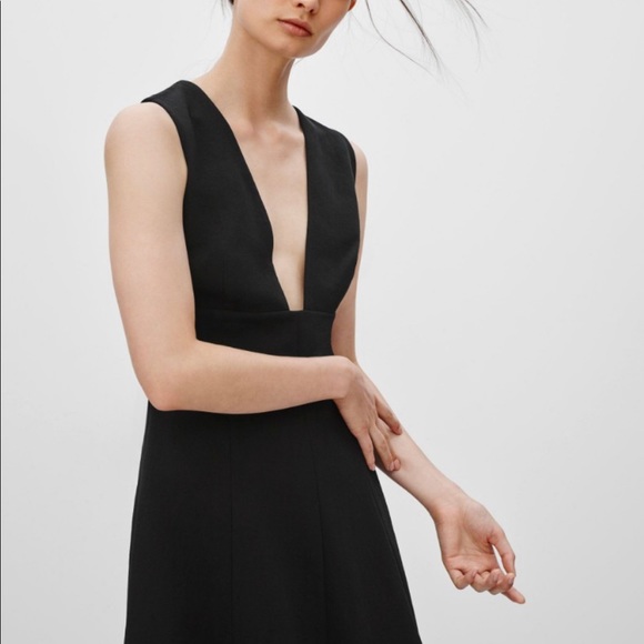 Aritzia Wilfred Montbrun dress, cream, size 0, new condition - Picture 5 of 10